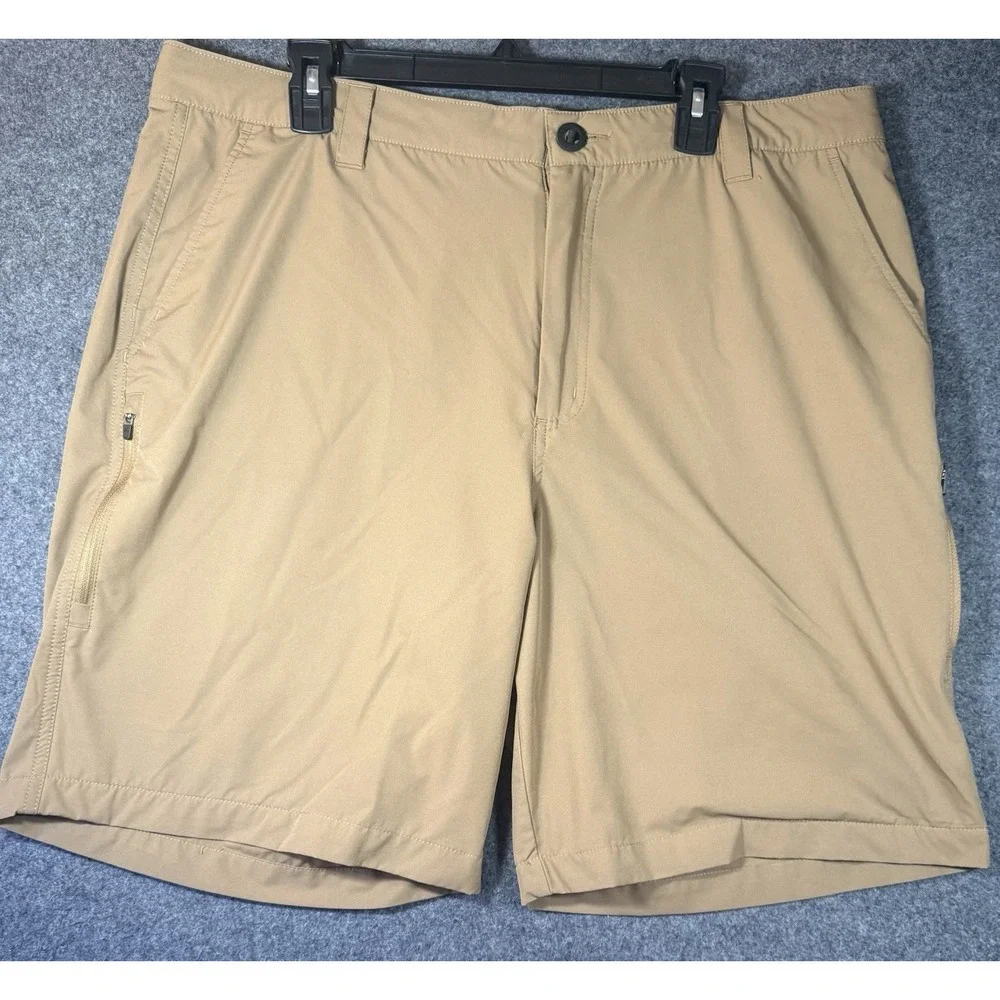 Orvis Men's Khaki Lightweight Performance Hiking Shorts Size 38